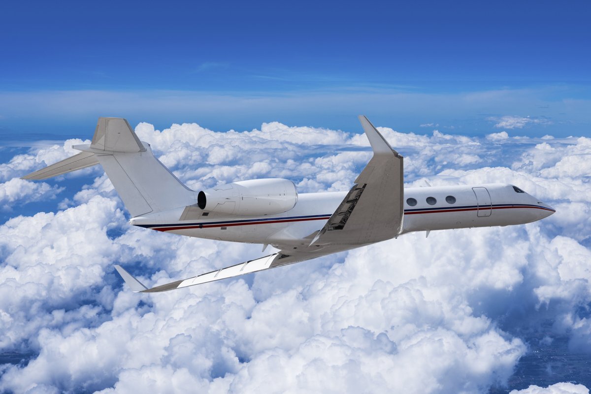 Stop Marketing Like B2B SaaS: Healthcare's Aerospace Playbook